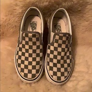 Grey old school checkered slip on vans